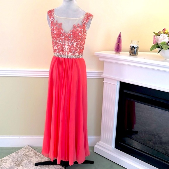 Night Studio Dresses & Skirts - NIGHT STUDIO Coral Rhinestone PROM Embroidered Bodice  Bridesmaid Dress 8
